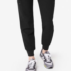 NWT Figs Zamora Joggers - LP